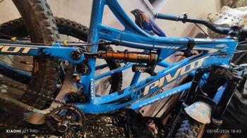 Used Pivot Mach 6 Carbon 2015 Mountainbike, Blue — image 5 of 7