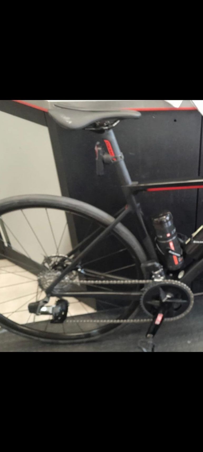 Colnago V3 Disc Rival AXS Bike 2023 2023 Road & Gravel d'occasion — image 2 sur 3