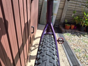 Bergamont Grandurance 8 2023 2023 Road & Gravel usato, Viola — immagine 6 di 8