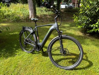 Used Cube Touring Hybrid EXC 625 (Nur 1010km!) 2021 Urban & Touring