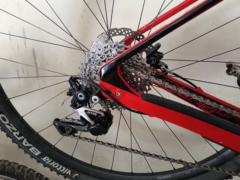Used Specialized Stumpjumper Expert Carbon 29 2014 2014 Mountainbike, Red, 29 — image 9 of 13