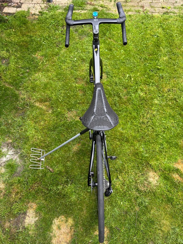 Factor OSTRO VAM - Shimano Ultegra 2023 2023 Road & Gravel d'occasion — image 3 sur 10