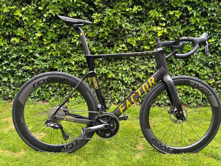 Factor OSTRO VAM - Shimano Ultegra 2023 2023 Road & Gravel d'occasion — image 2 sur 10