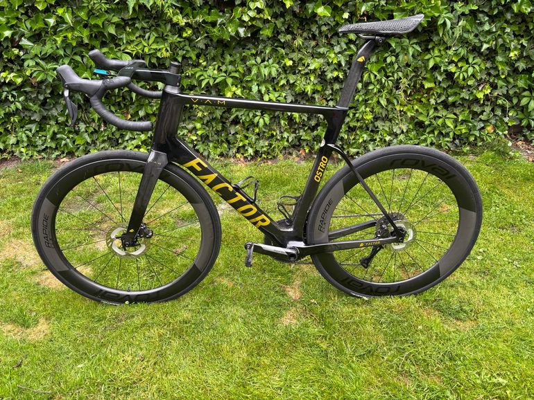 Factor OSTRO VAM - Shimano Ultegra 2023 2023 Road & Gravel d'occasion — image 6 sur 10