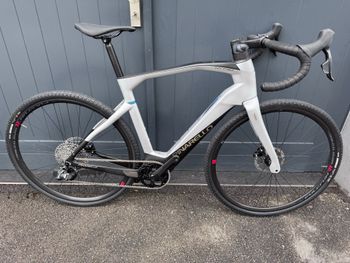Pinarello NYTRO E5 GRAVEL - SRAM RIVAL AXS 2025 2025 Route & Gravel d'occasion