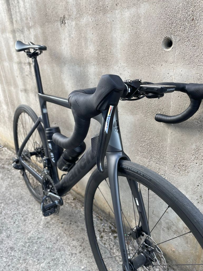 Tweedehands Bianchi Oltre Race 105 Di2 2025 2025 Road & Gravel — afbeelding 5 van 6