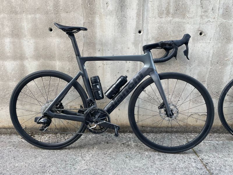 Used Bianchi Oltre Race 105 Di2 2025 2025 Road & Gravel