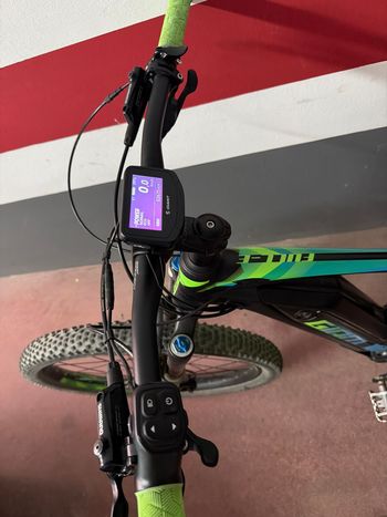 Used Giant Full-E+ 1 2017 2017 Mountainbike, Black, 27.5 — image 8 of 9