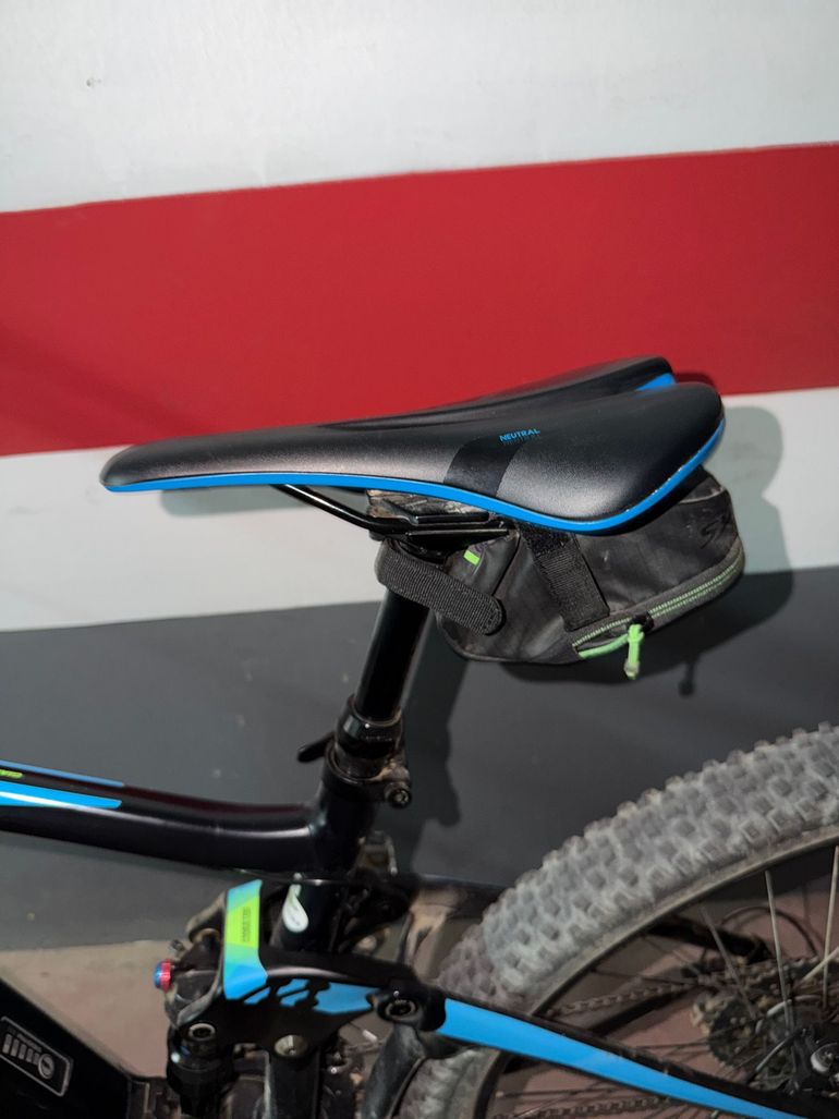Used Giant Full-E+ 1 2017 2017 Mountainbike, Black, 27.5 — image 9 of 9