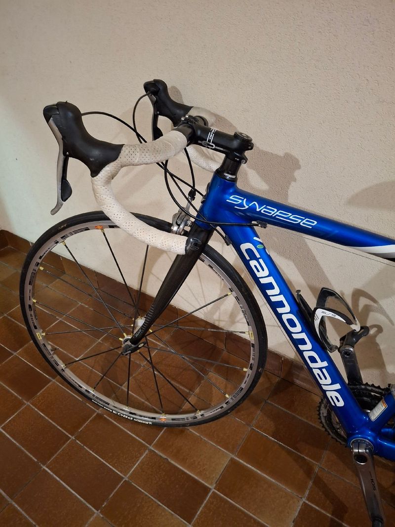 Tweedehands Cannondale Synapse Shimano 105 2016 Road & Gravel — afbeelding 4 van 12