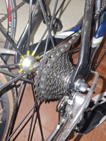 Tweedehands Cannondale Synapse Shimano 105 2016 Road & Gravel — afbeelding 5 van 12