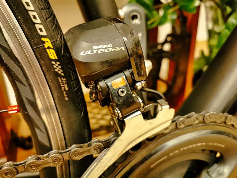 Použité Canyon Ultimate Shimano Ultegra Di2 2017 Road & Gravel — obrázek 9 z 16