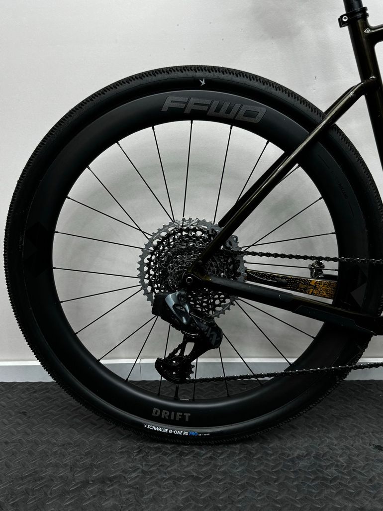 Used Argon 18 Dark Matter (INT) SRAM Apex AXS XPLR 2024 2024 Road & Gravel, Green — image 15 of 16