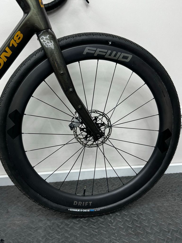 Used Argon 18 Dark Matter (INT) SRAM Apex AXS XPLR 2024 2024 Road & Gravel, Green — image 4 of 16