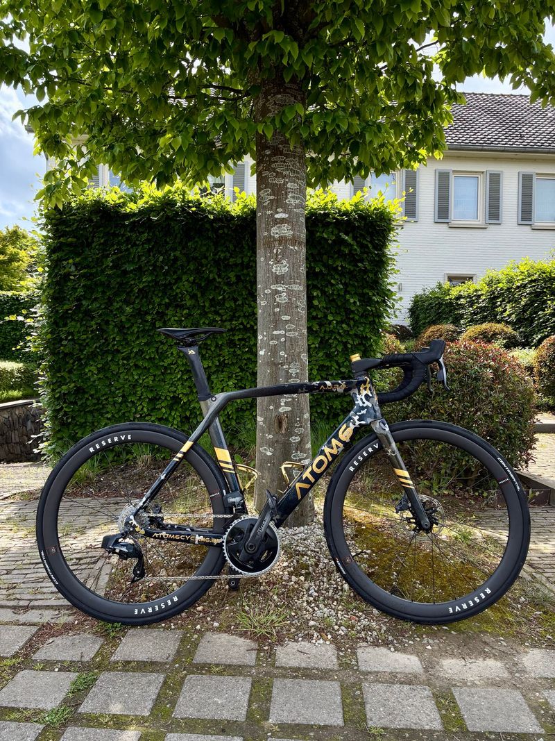 Atom6 Custom SRAM Force eTap AXS 2023 Road & Gravel d'occasion