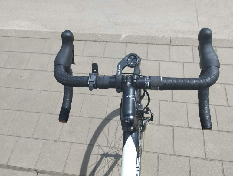 Used Cannondale Synapse Shimano 105 2016 Road & Gravel, Black — image 5 of 5