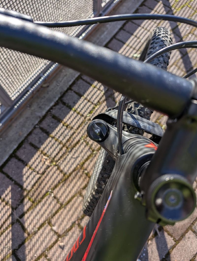 Used Specialized Epic Hardtail 2021 2021 Mountainbike, Black, 29 — image 10 of 16