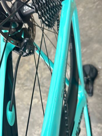 Tweedehands Bianchi Oltre XR4 Disc Dura Ace 2019 Frameset 2019 Road & Gravel — afbeelding 8 van 9