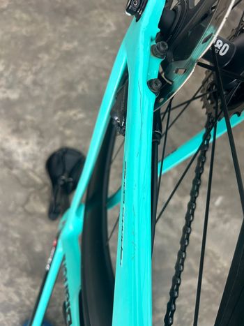 Tweedehands Bianchi Oltre XR4 Disc Dura Ace 2019 Frameset 2019 Road & Gravel — afbeelding 7 van 9