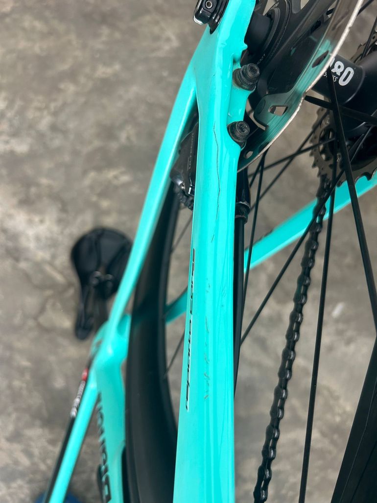 Tweedehands Bianchi Oltre XR4 Disc Dura Ace 2019 Frameset 2019 Road & Gravel — afbeelding 7 van 9