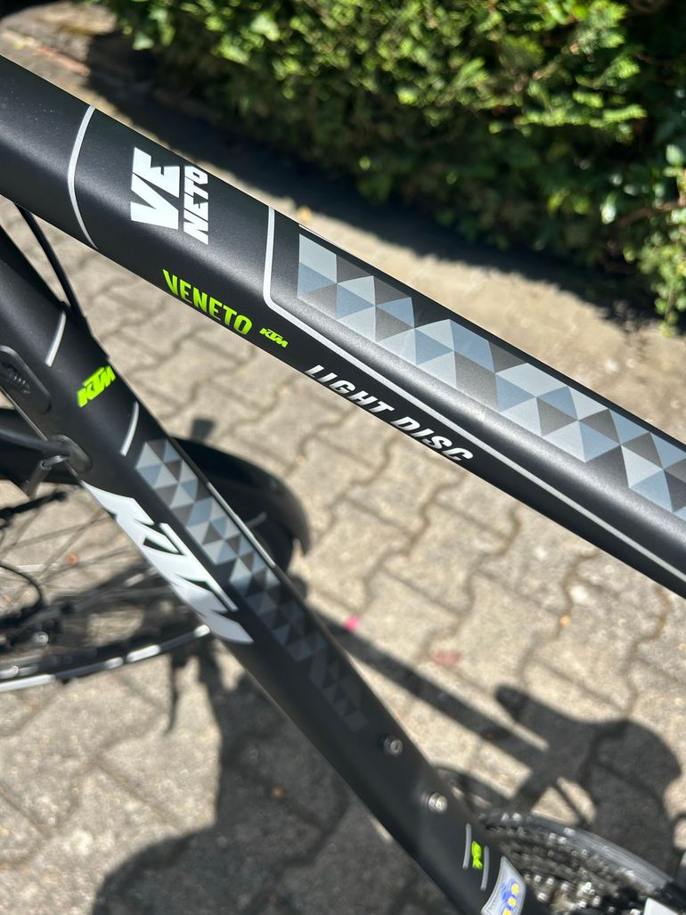 Gebrauchtes KTM Zeg Shimano Deore LX 2016 Urban, Schwarz — Bild 6 von 6