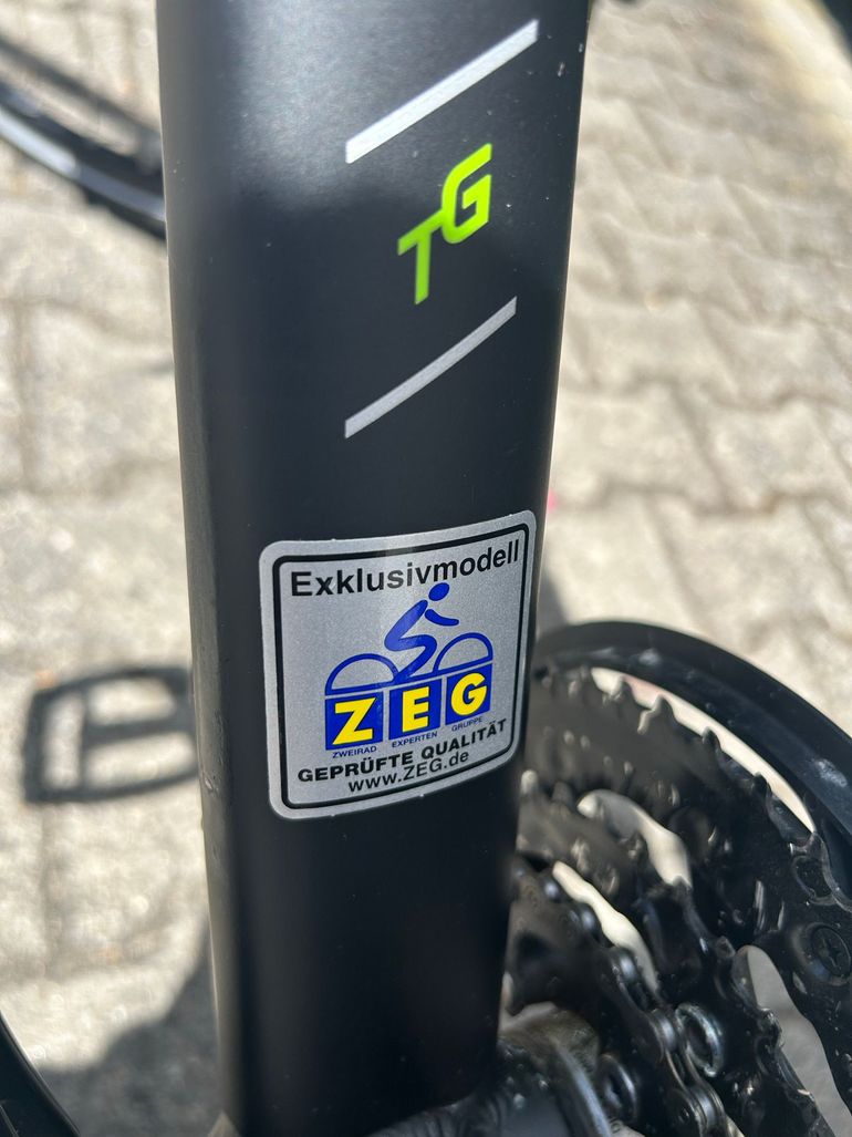 Gebrauchtes KTM Zeg Shimano Deore LX 2016 Urban, Schwarz — Bild 5 von 6