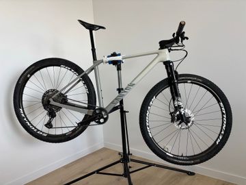 Canyon Exceed CF 7 2024 2024 MTB usato