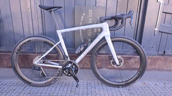 Tweedehands Specialized S-Works Tarmac SL8 Frameset - FACT 12r Carbon 2025 Frameset 2025 Road & Gravel — afbeelding 2 van 5