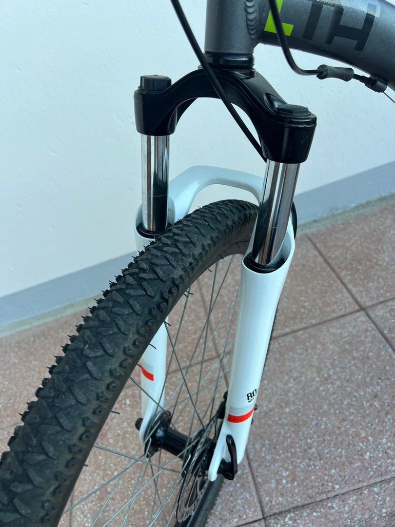 ROCKRIDER Mountainbike 27.5 Zoll ST120 Grau/Orange 2025 2025 Mountainbike d'occasion — image 8 sur 14