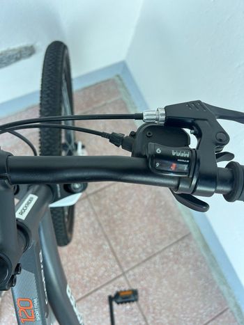 ROCKRIDER Mountainbike 27.5 Zoll ST120 Grau/Orange 2025 2025 Mountainbike d'occasion — image 7 sur 14