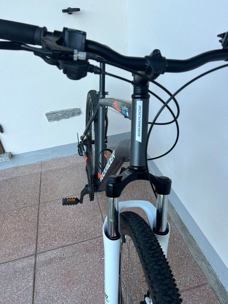 ROCKRIDER Mountainbike 27.5 Zoll ST120 Grau/Orange 2025 2025 Mountainbike d'occasion — image 4 sur 14