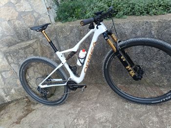 Used Orbea OIZ M-TEAM AXS 2025 Frameset 2025 Mountainbike, White, 29 — image 3 of 4