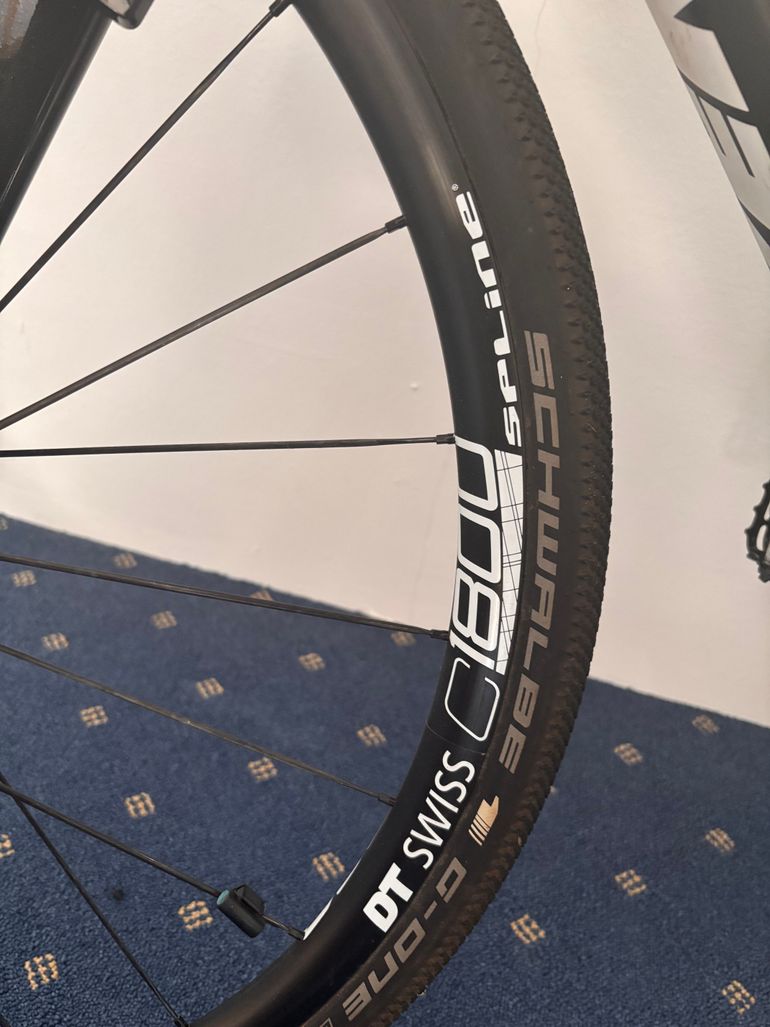 Stevens Super Prestige Force eTap AXS 2022 2022 Road & Gravel de segunda mano, Negro — imagen 4 de 5