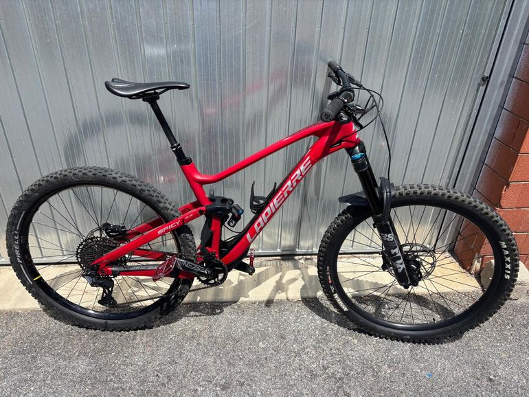 Used Lapierre Spicy CF 6.9 2021 2021 Mountainbike, Red, 29 — image 11 of 14