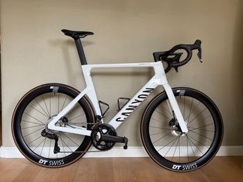 Canyon Aeroad CF SLX 8 Di2 2025 2025 Route & Gravel d'occasion