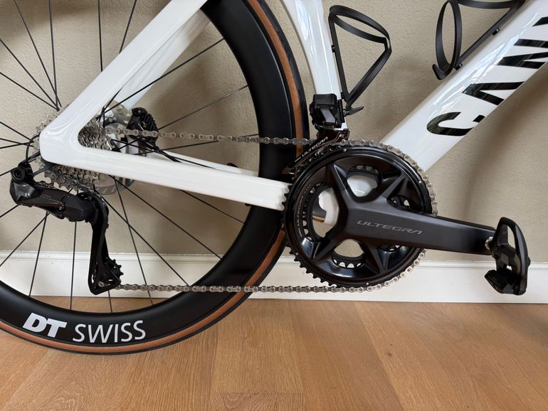 Canyon Aeroad CF SLX 8 Di2 2025 2025 Road & Gravel d'occasion — image 3 sur 7