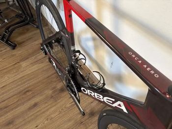 Used Orbea Orca Aero OMX 2025 Road & Gravel, Red — image 6 of 9
