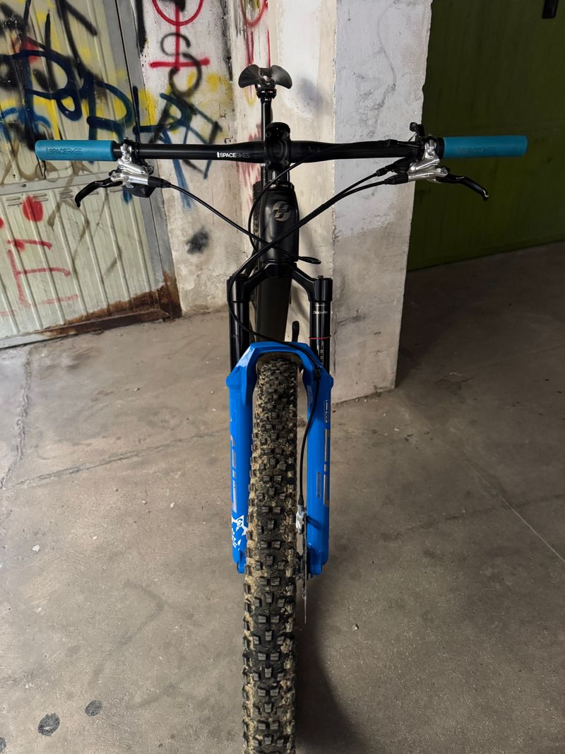 Ghost LECTOR World Cup Replica 2021 2021 Mountainbike usato, Nero — immagine 3 di 7