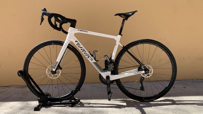 Used Wilier Triestina Garda Shimano 105 Di2 12-sp - Size M 2024 Road & Gravel, White — image 5 of 16
