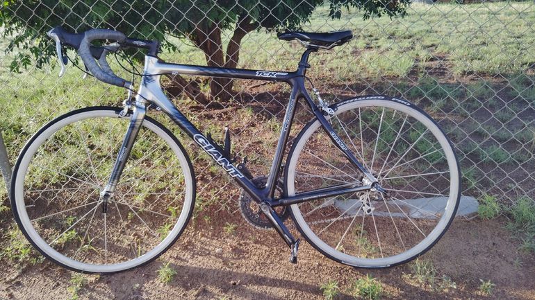 Used Giant Tcr Shimano Ultegra 2005 Road & Gravel, Black — image 1 of 5