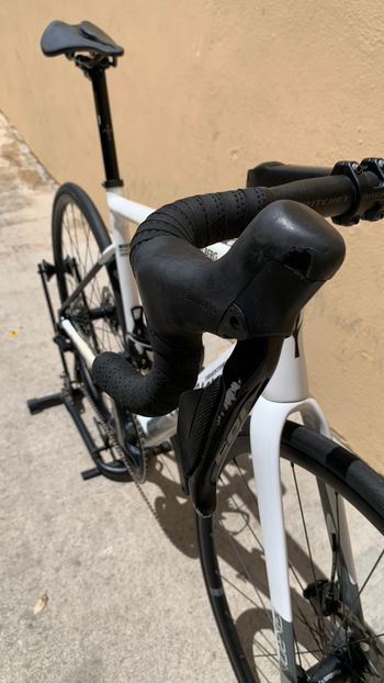 Used Wilier Triestina Garda Shimano 105 Di2 12-sp - Size L 2024 Road & Gravel, White — image 5 of 22