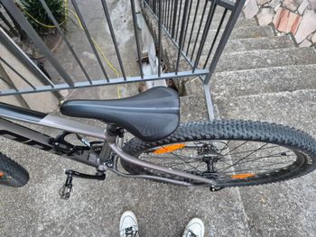 Used Giant Talon 29 1 2022 2022 Mountainbike, Light Gray, 29 — image 5 of 6