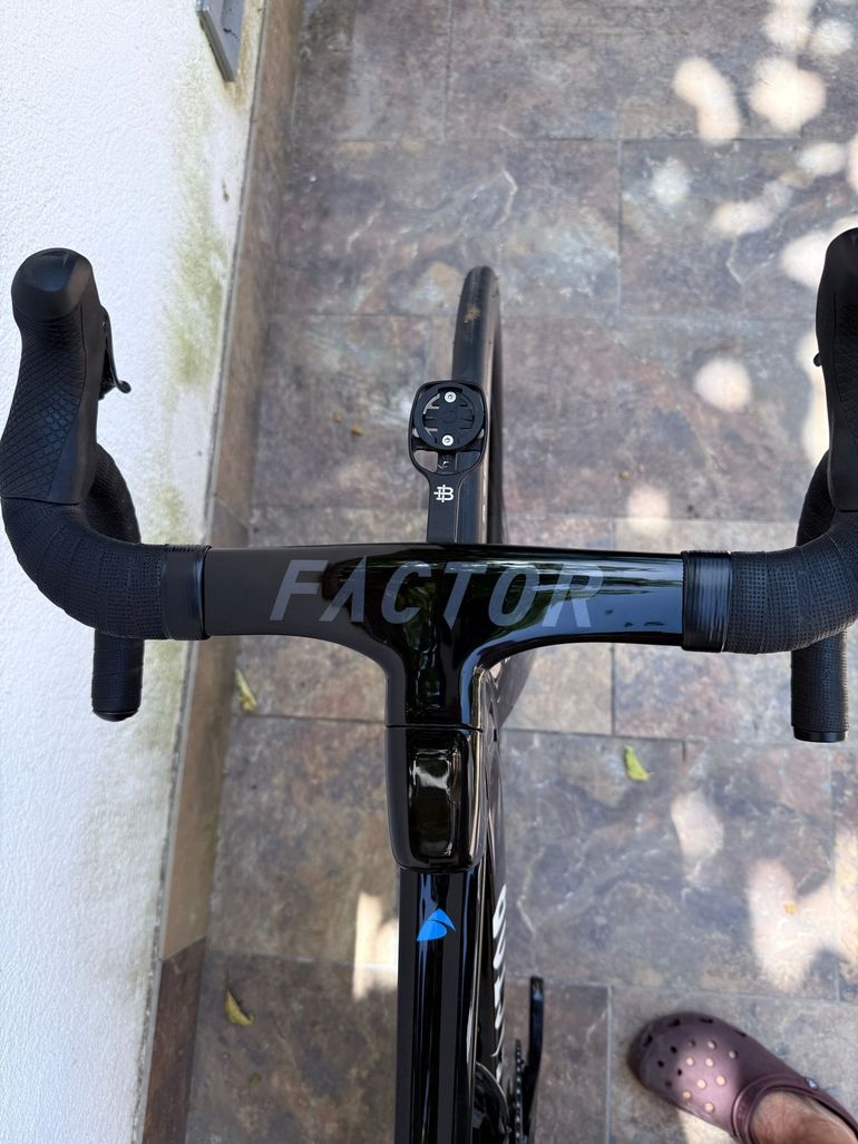 Factor One Shimano Dura Ace Di2 2022 Road & Gravel d'occasion — image 8 sur 9