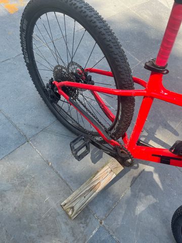 Gebrauchtes Trek Marlin 7 Gen 2 2023 2023 Mountainbike, Rot, 27.5, 29 — Bild 4 von 4