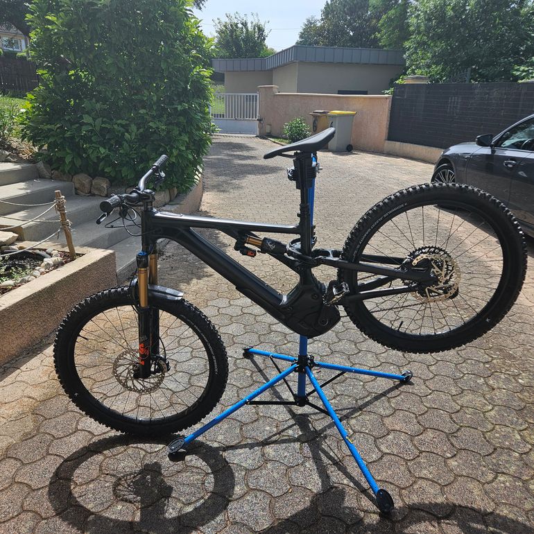 Używany Specialized Turbo Levo SRAM GX Eagle AXS 2024 Mountainbike — zdjęcie 3 z 8