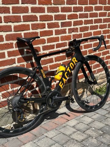 Used Factor OSTRO VAM Shimano Ultegra Di2 8170 2023 2023 Road & Gravel