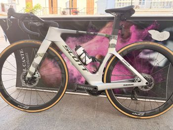 Used Scott Foil SRAM Red eTap AXS 2025 Road & Gravel, Light Gray — image 2 of 4