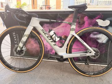 Scott Foil SRAM Red eTap AXS 2025 Road & Gravel usato, Grigio chiaro — immagine 2 di 4
