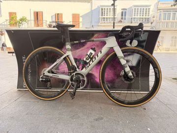 Tweedehands Scott Foil SRAM Red eTap AXS 2025 Road & Gravel