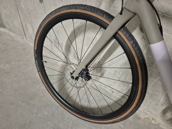 Used Specialized Crux Comp - Shimano GRX 2024 2024 Road & Gravel, Light Gray — image 8 of 12